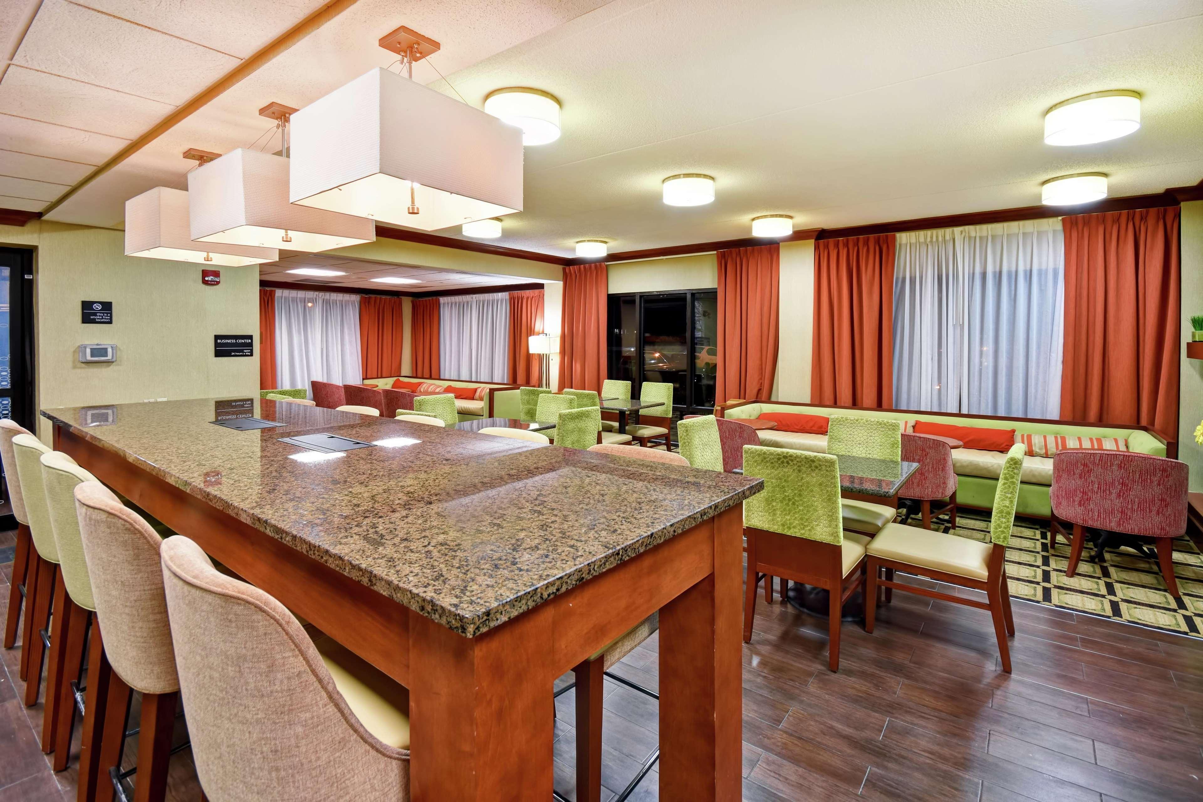 Hampton Inn St. Louis - Westport Maryland Heights Εξωτερικό φωτογραφία