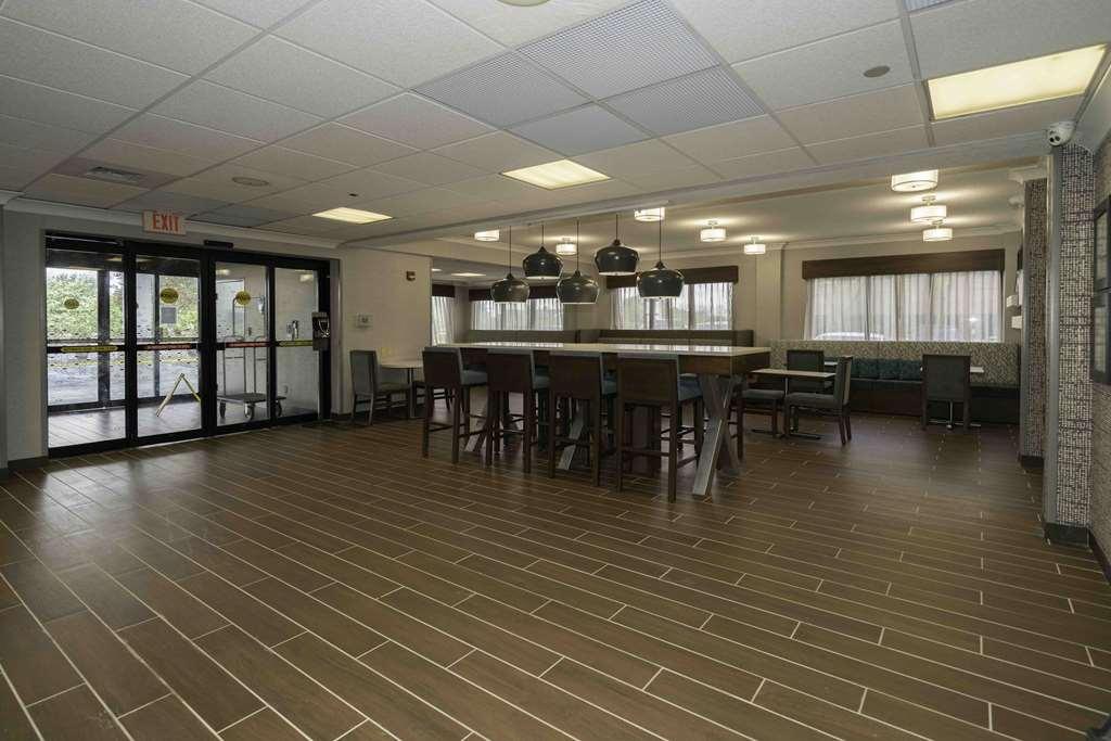 Hampton Inn St. Louis - Westport Maryland Heights Εξωτερικό φωτογραφία